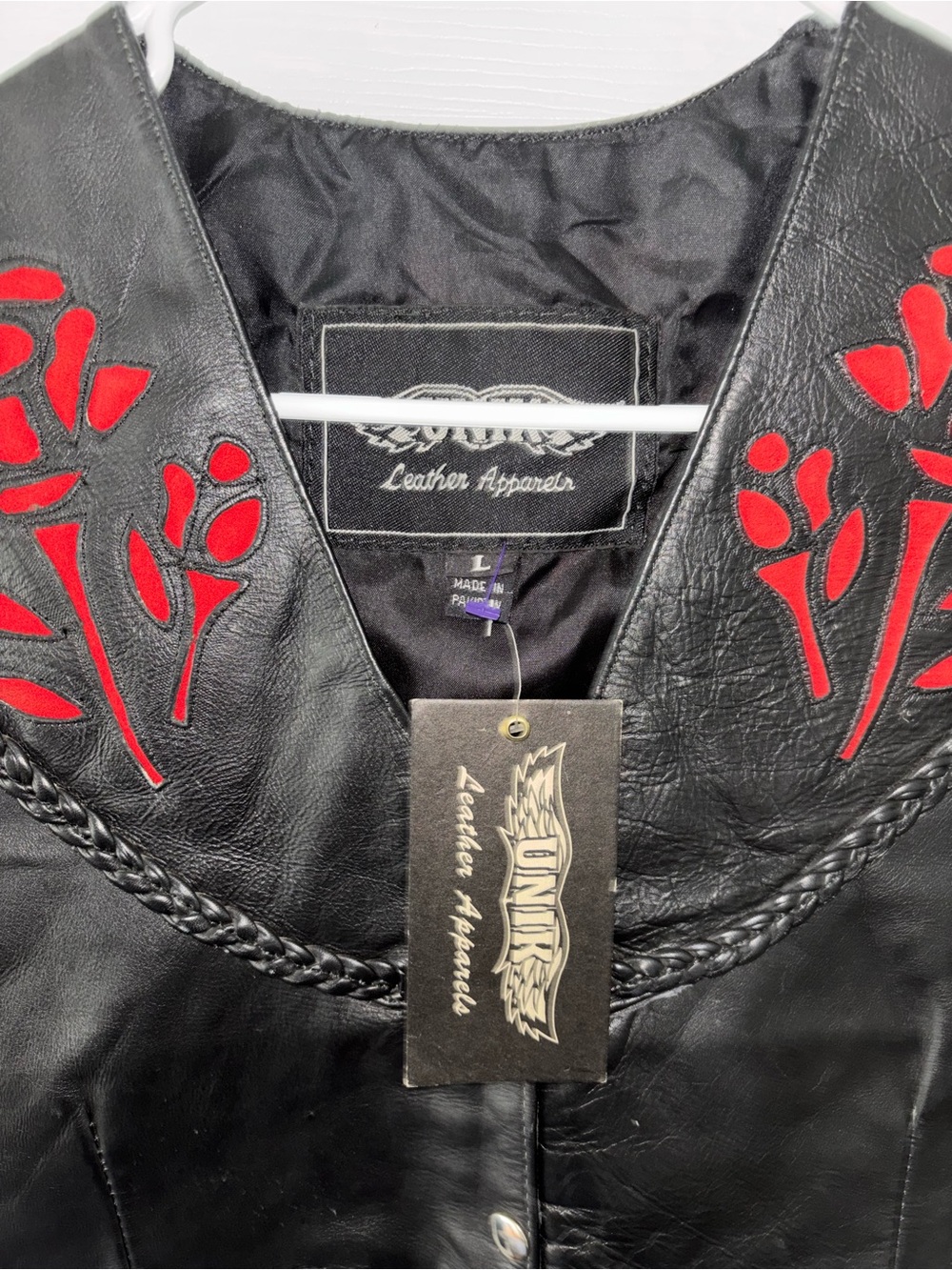 New Vintage Black Leather Motorcycle Vest with Red Rose Appliqué Women’s Sz L - Picture 3 of 3